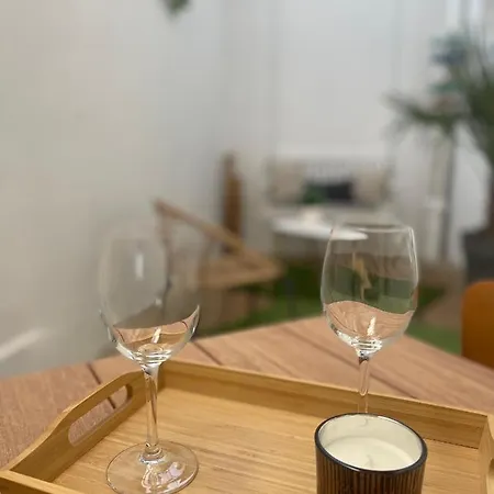 Le Patio Combes De Mons
